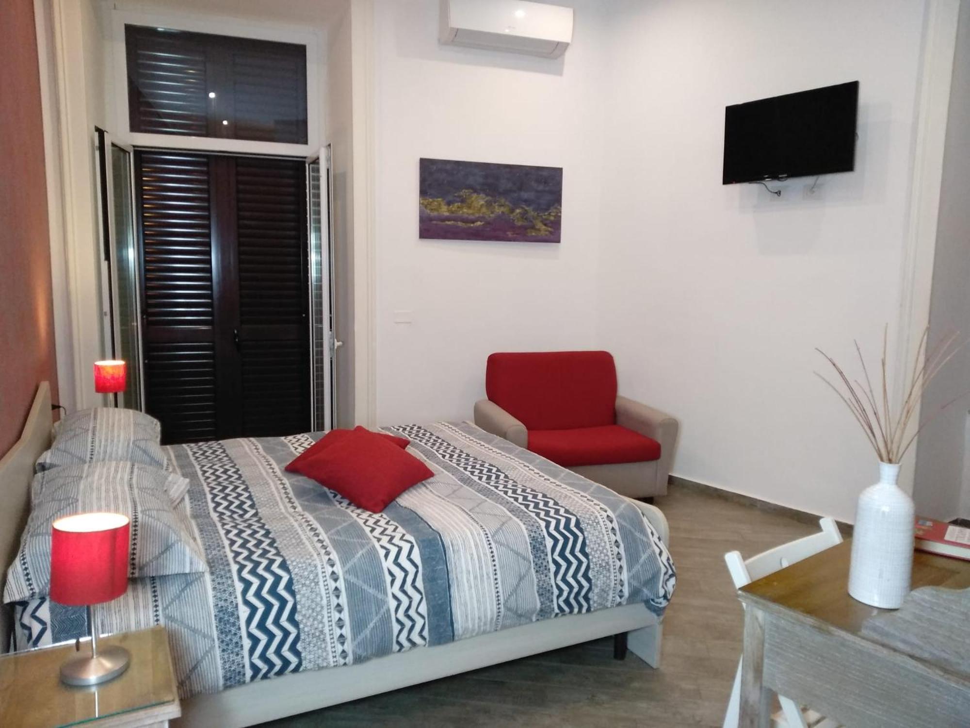 نابولي B&B Da Ary Colorful Rooms المظهر الخارجي الصورة