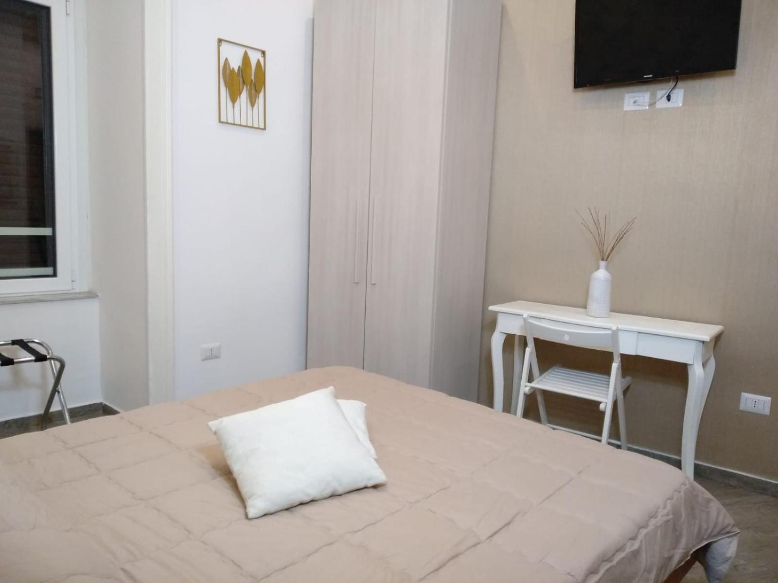 نابولي B&B Da Ary Colorful Rooms المظهر الخارجي الصورة