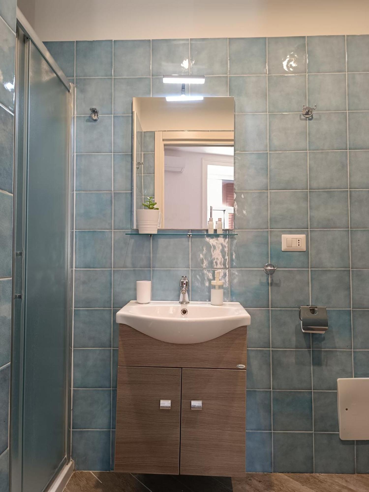 نابولي B&B Da Ary Colorful Rooms المظهر الخارجي الصورة