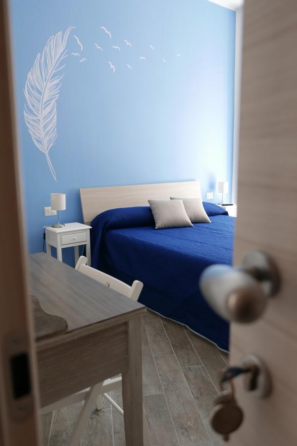 نابولي B&B Da Ary Colorful Rooms المظهر الخارجي الصورة